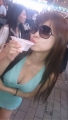 彼女