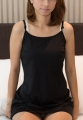 細身な彼女です